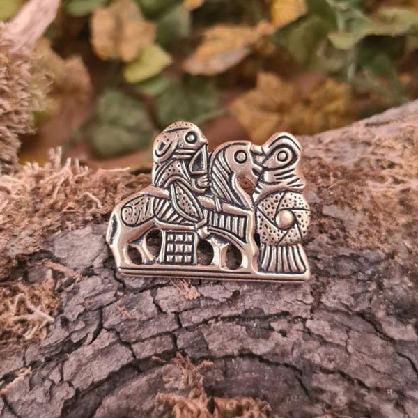 Wikinger Walküre Brosche im Jelling-Stil aus Bronze - Replik