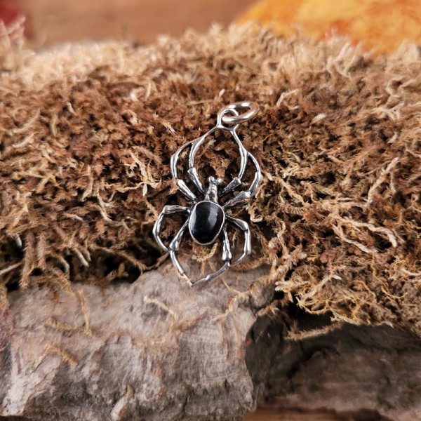 Gothic Amulett Arachne mit Onyx aus Silber