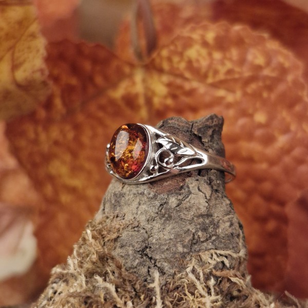 Elbenring mit Bernstein aus Silber