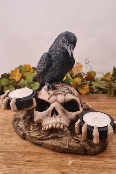 Gothic Teelichthalter Rabe auf Schädel - handbemalt