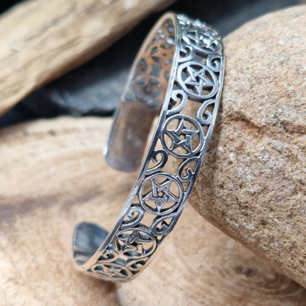 Wicca Armreif mit Pentagramm aus Silber
