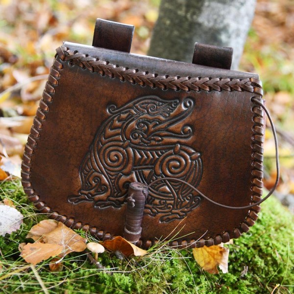 Wikinger Gürteltasche mit Wikingerdrache aus Leder