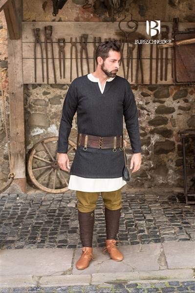 Wikinger Tunika Tyr Fischgrättmuster von Burgschneider