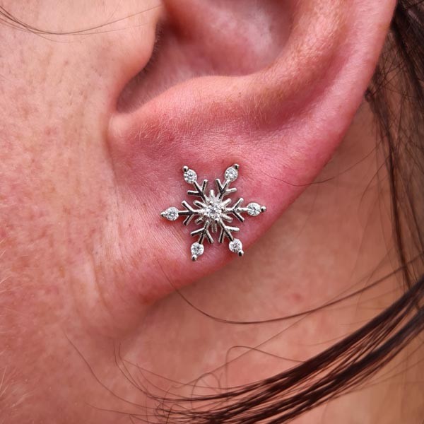 Ohrstecker Eisblume mit Zirkon aus Silber