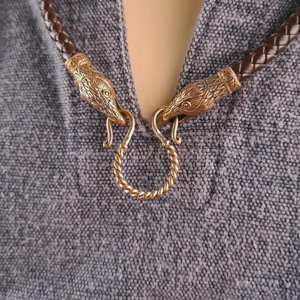 Wikinger Lederkette Rabenköpfe Hugin & Munin aus Bronze - 65 cm