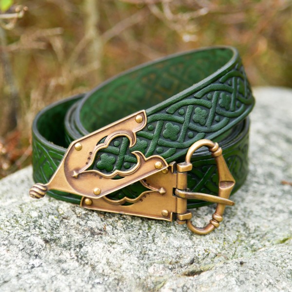 Spätmittelalter Ledergürtel mit Verzierungen