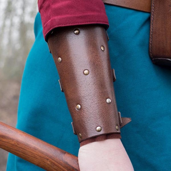 LARP Armschützer mit Nieten aus Büffelleder (Paar)