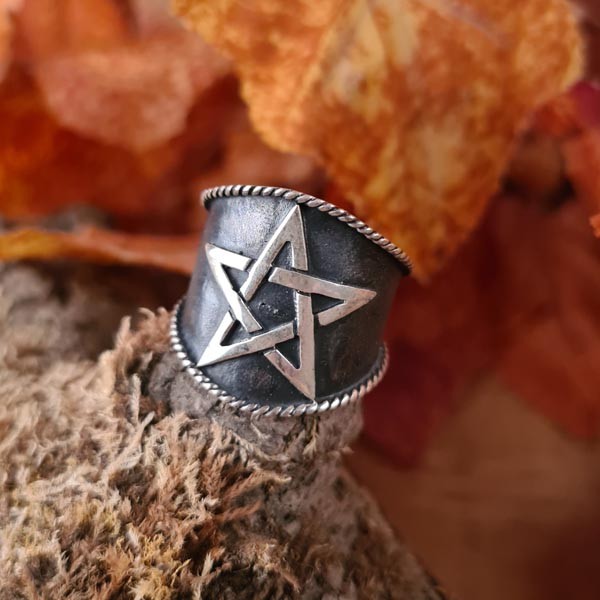 LARP Ring Hexenmeister aus Silber