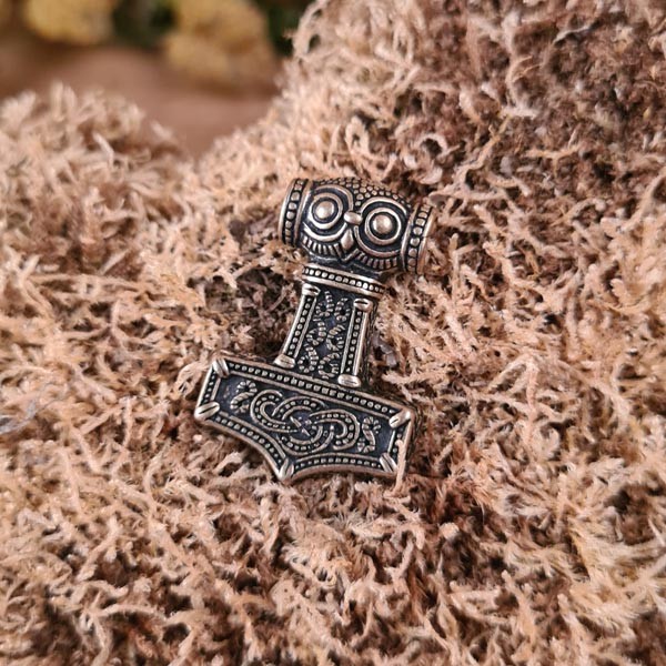 Mjölnir Ödeshög aus Bronze