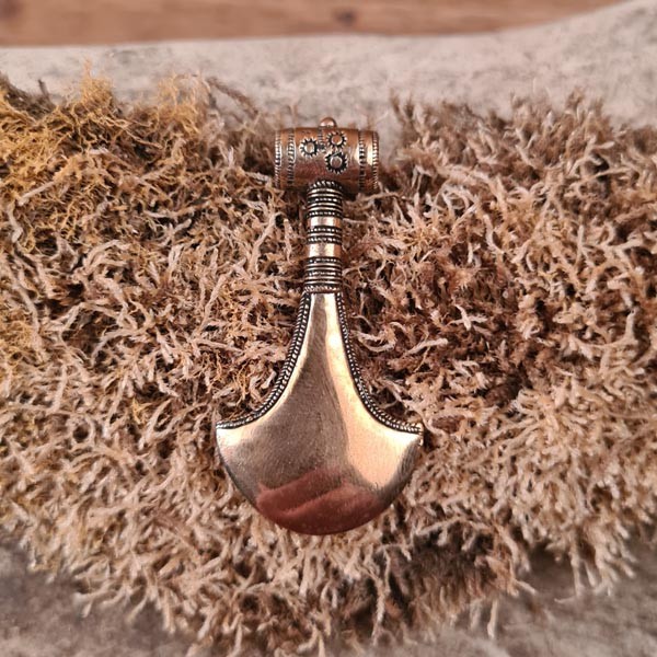 Amulett Kelten Axt aus Bronze