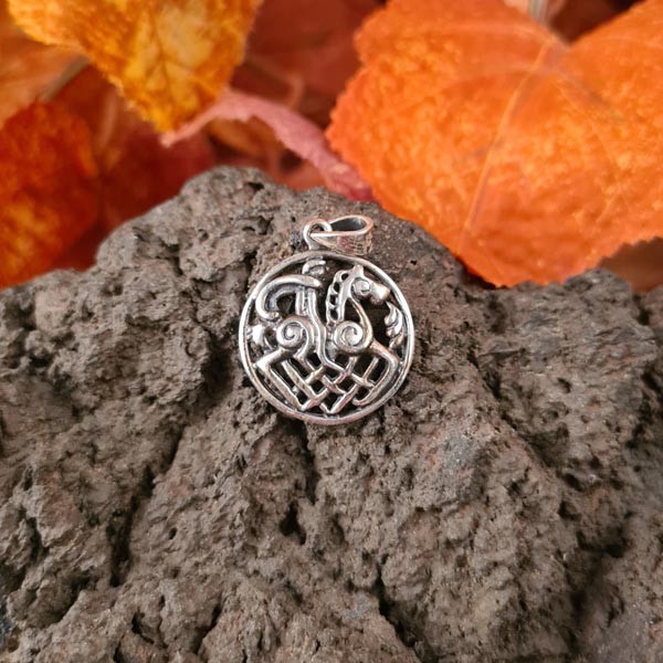 Wikinger Amulett Odin auf Sleipnir aus Silber