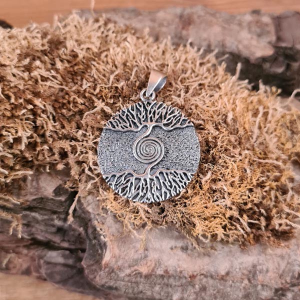 Amulett Weltenbaum mit Spirale aus 925er Sterling Silber