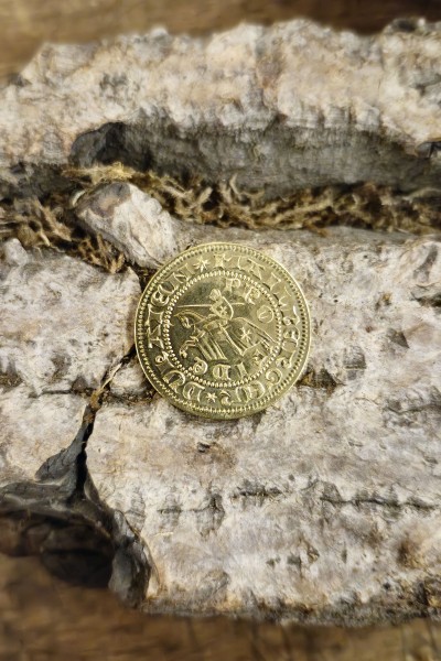 Dukat der Malteser Ordens aus Messing