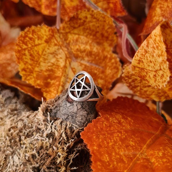 Wicca Schutzring mit Pentagramm aus Silber