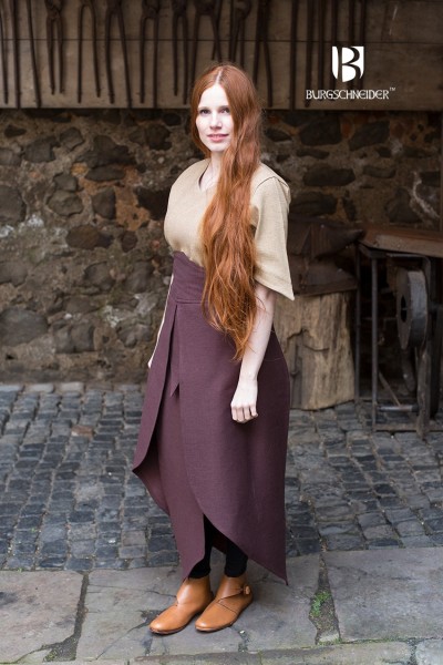 LARP Kampfrock Tharya von Burgschneider
