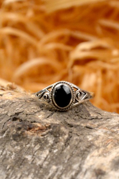 Mittelalter Ring mit Onyx aus Silber
